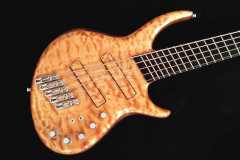 27Gallery_Mulderbass-Fatman-fanned_4_hires